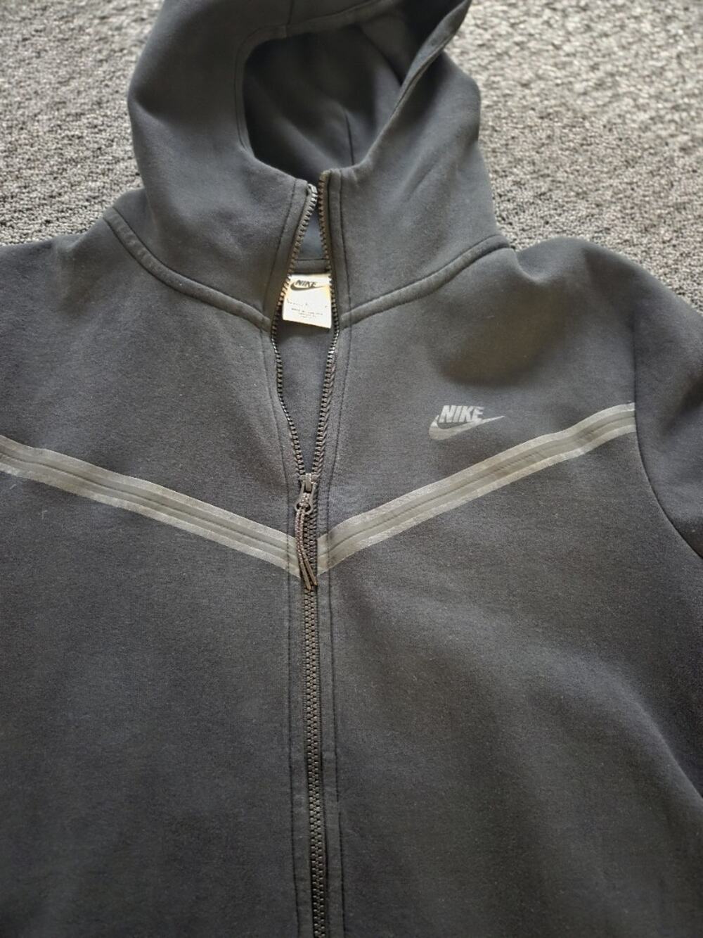 Nike mens black hooded jacket L 0058